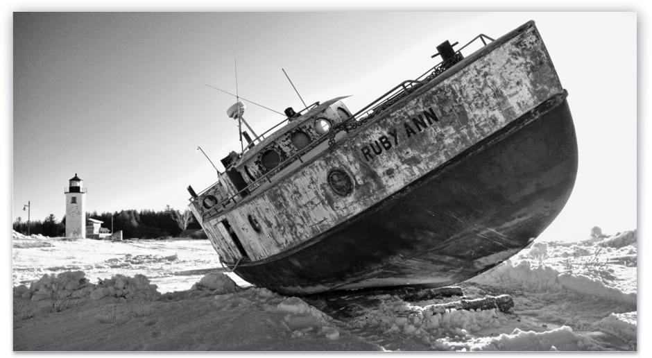 and the Ruby Ann is free and ready to lauch, on wood logs to roll into the lake